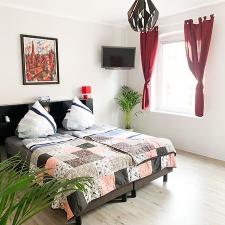 Citywohnung Mit Gartenzugang Schwerin  Extérieur photo