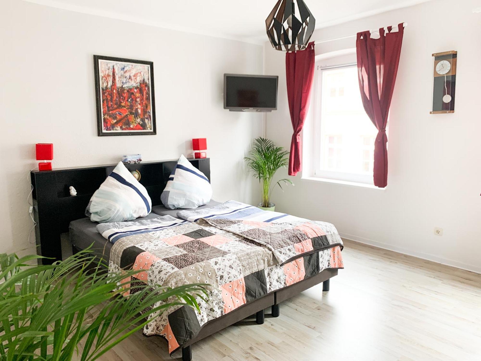Citywohnung Mit Gartenzugang Schwerin  Extérieur photo